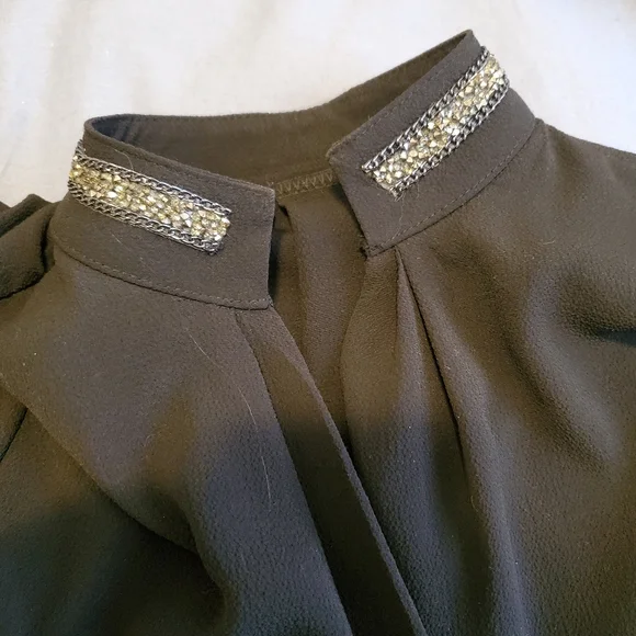 Top - Picture 1 of 4